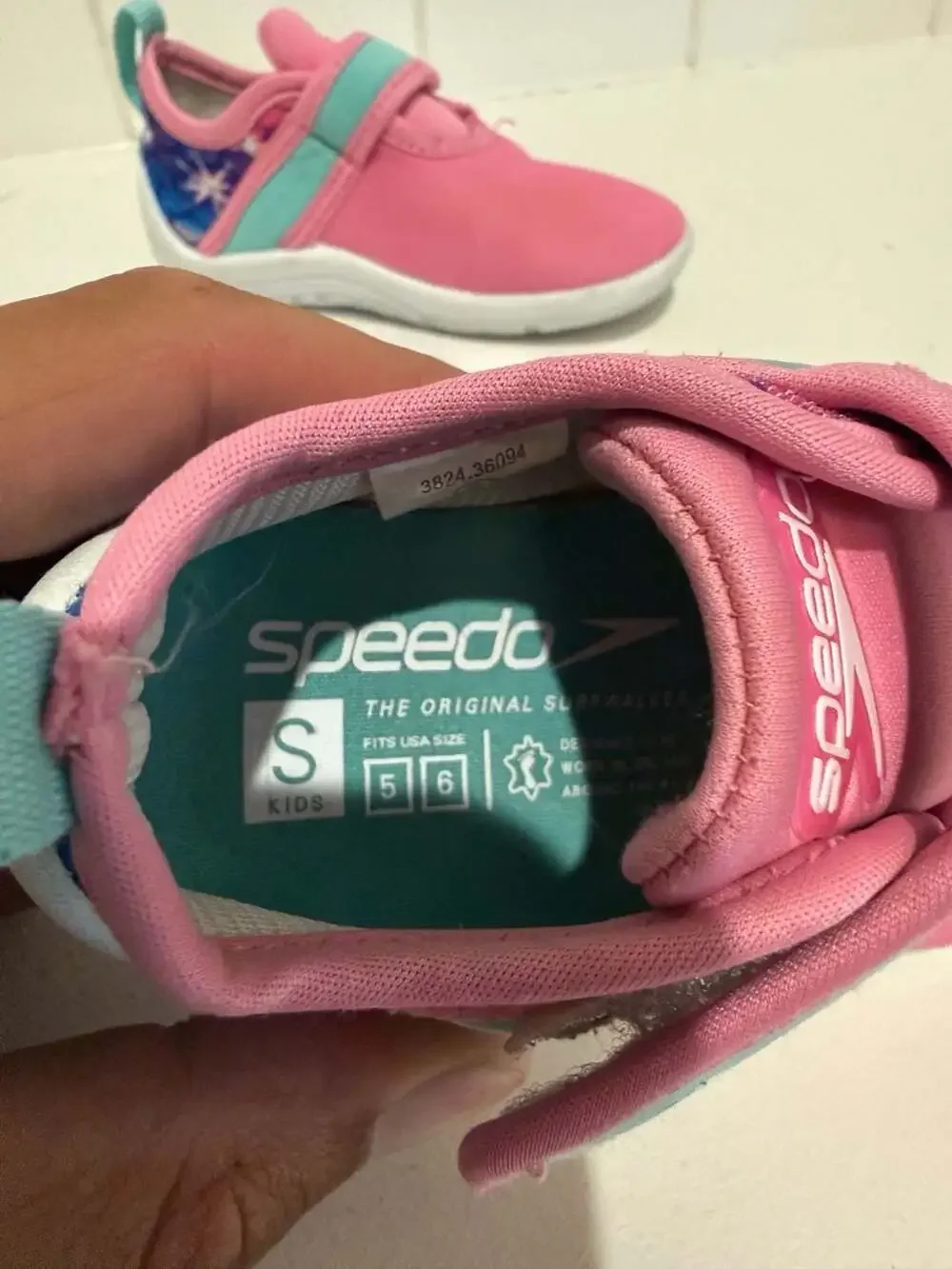 Speedo Kids' The Original Shore Explorer Water Shoes Size S 5-6 Pink/Aqua